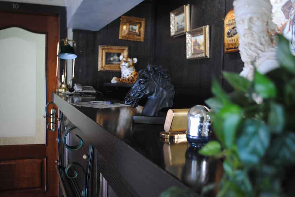 Dream Hotel Tirana Bagian luar foto