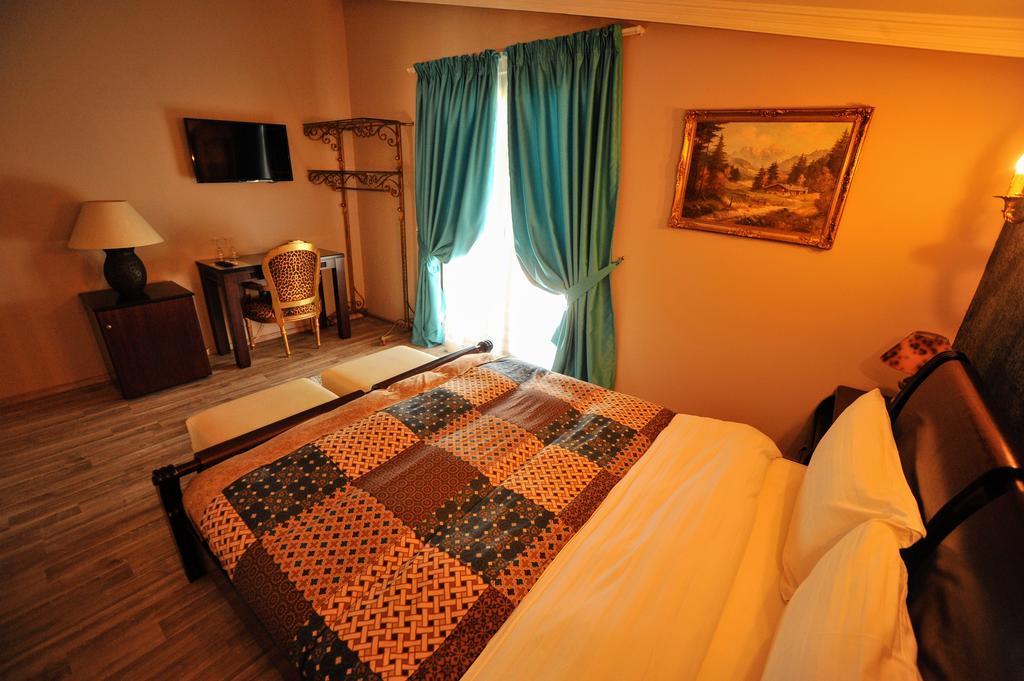 Dream Hotel Tirana Bagian luar foto